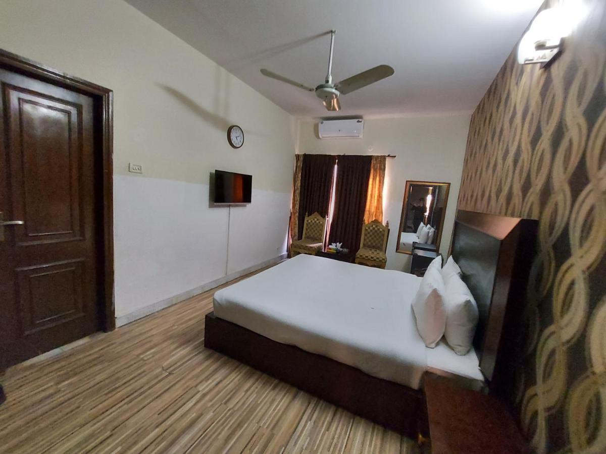 Casa Blanca Boutique Guest House Islamabad Exterior foto