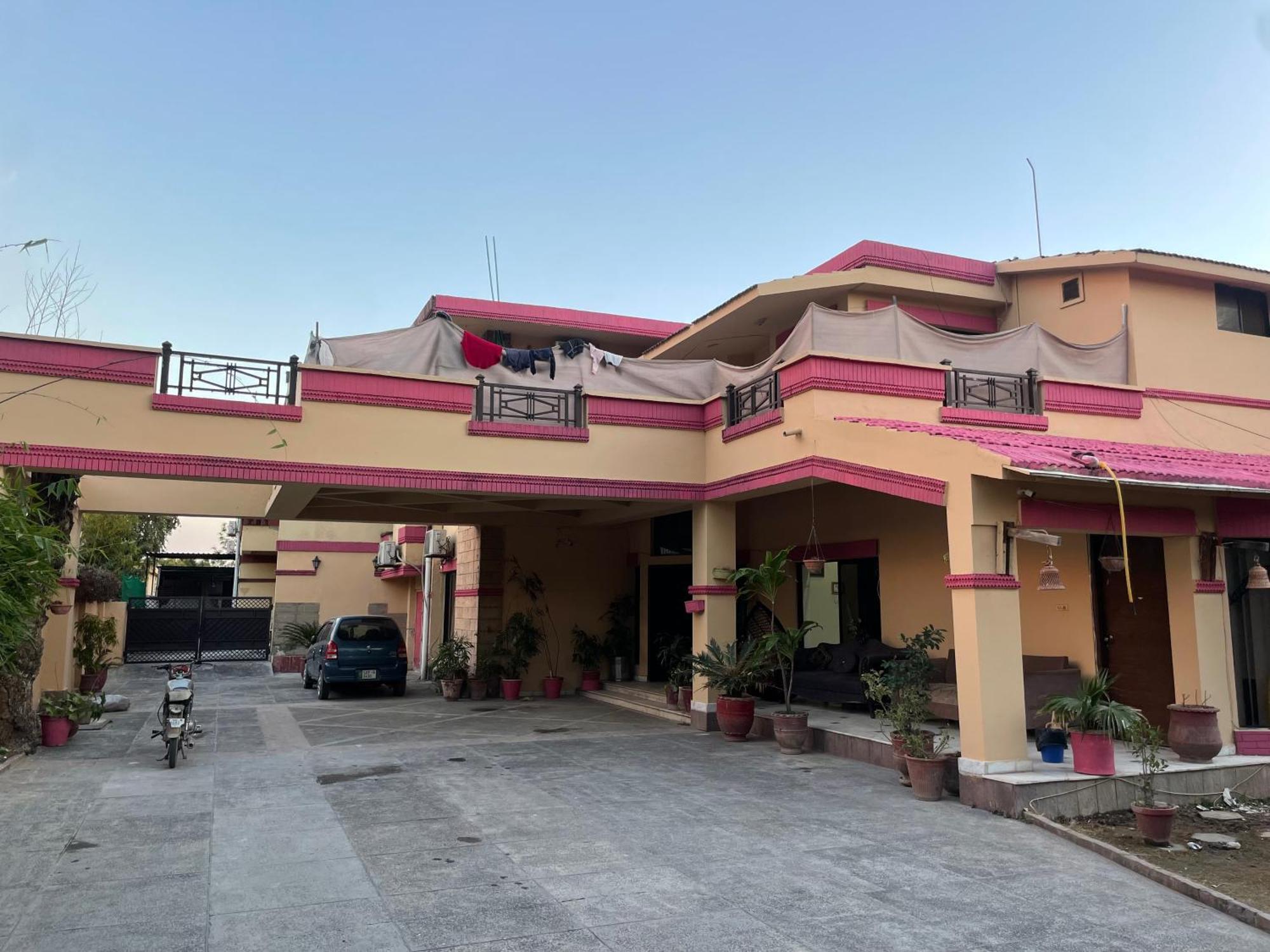 Casa Blanca Boutique Guest House Islamabad Exterior foto